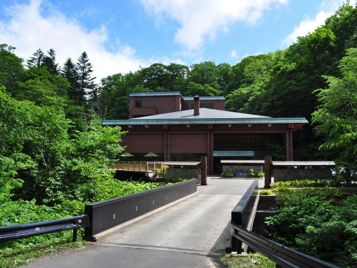 Hotel Niseko Konbu Onsen Tsuruga Moku-No-Sho Extérieur photo